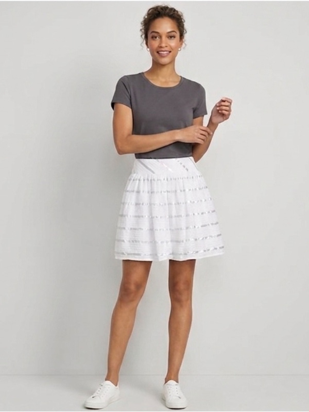 Loft White and Silver Lined Mini Skirt Size 8